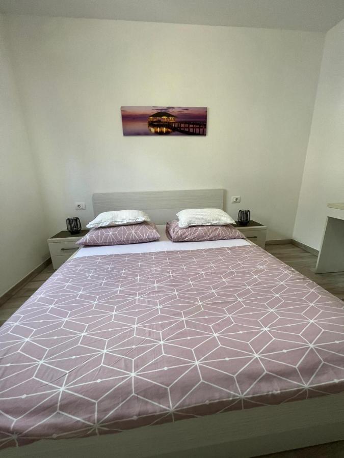 Apartments Villa Nova With Pool Makarska Kültér fotó